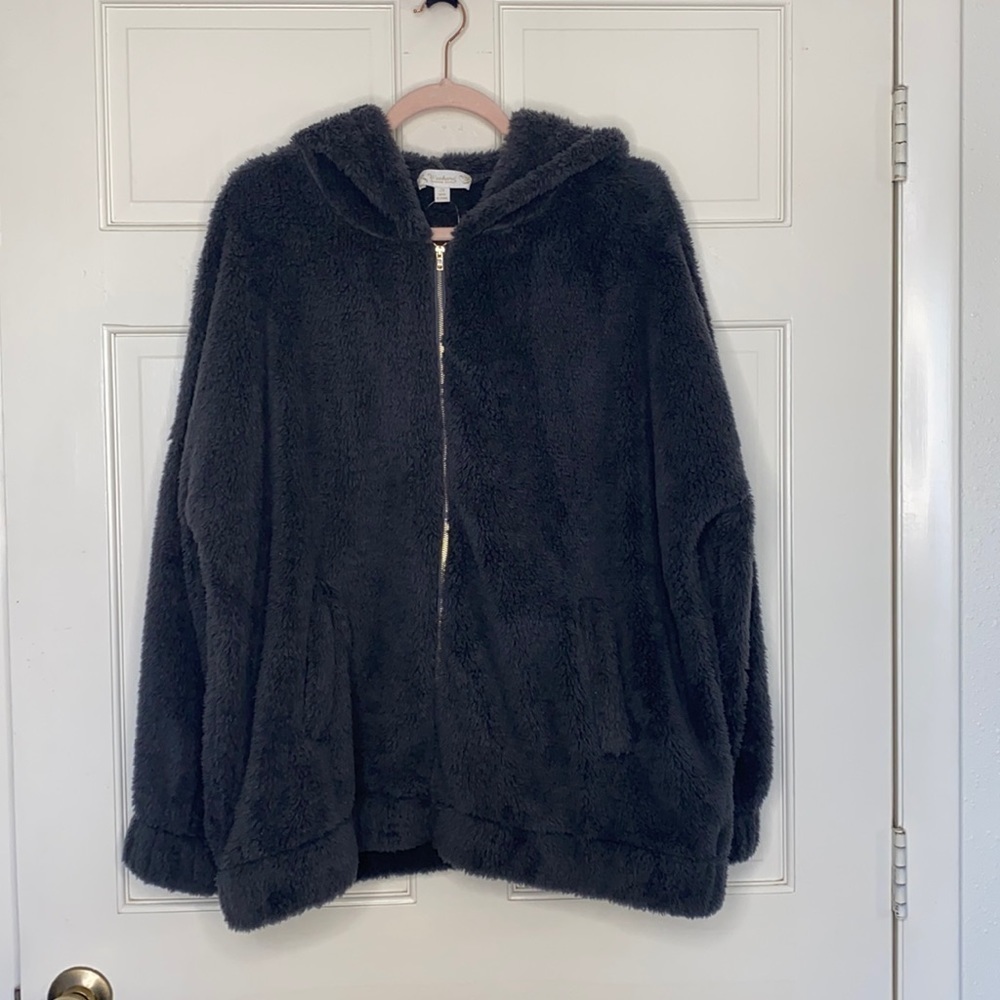Weekend Suzanne Betro Hooded faux fur zip up jacket with Kangaroo Pockets